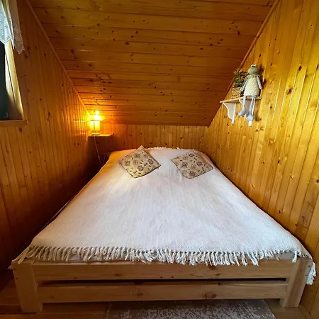 Ustronne Chatki - Gorska Ostoja Semesterbostad Ustroń