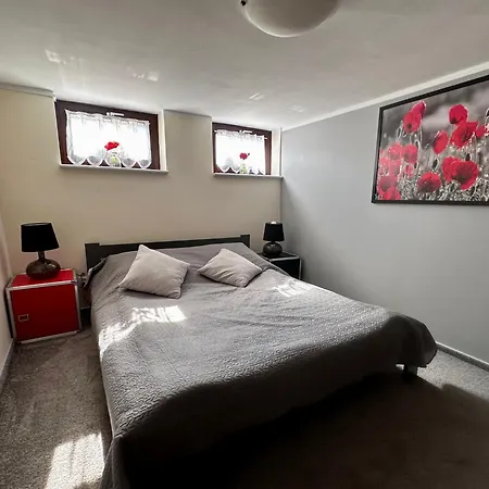 Ustronne Chatki - Gorska Ostoja