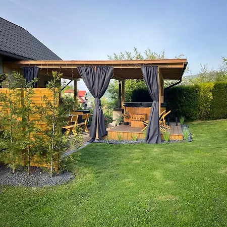 Ustronne Chatki - Gorska Ostoja *