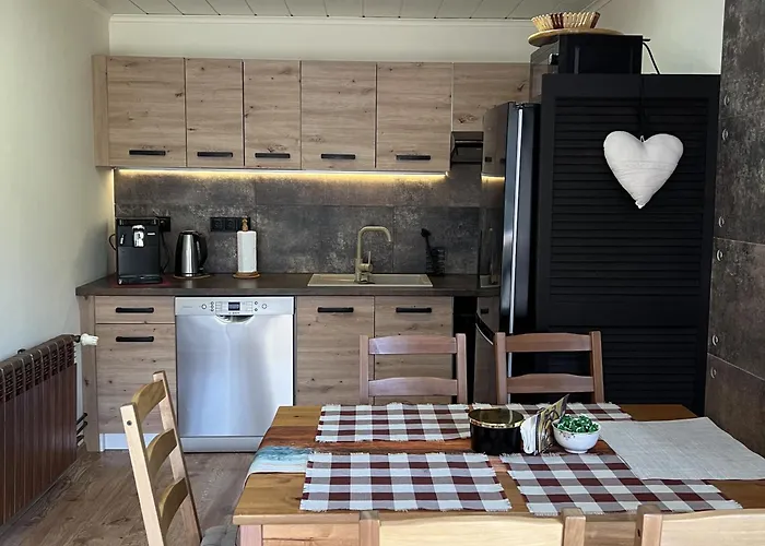 Ustronne Chatki - Gorska Ostoja *